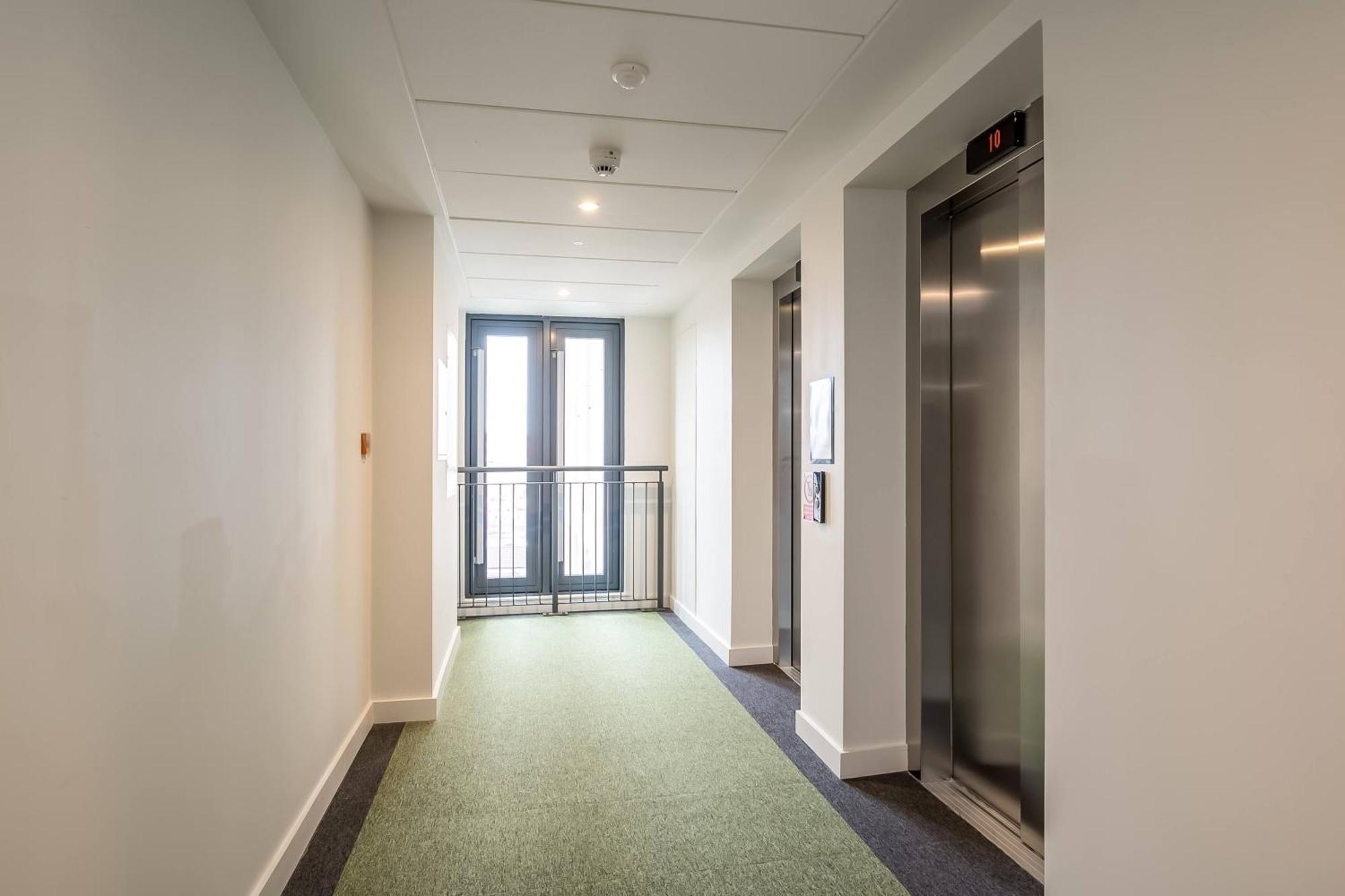 The Best Value Option For The City Centre - Non Students Welcome Belfast Extérieur photo